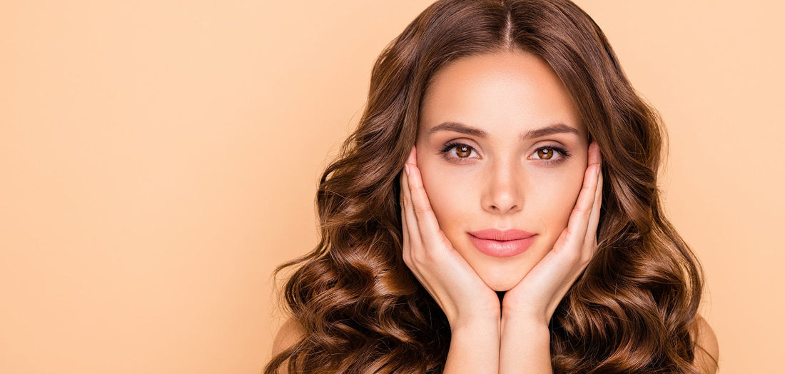 How Chlorella Supports Stronger, Shinier Hair Naturally